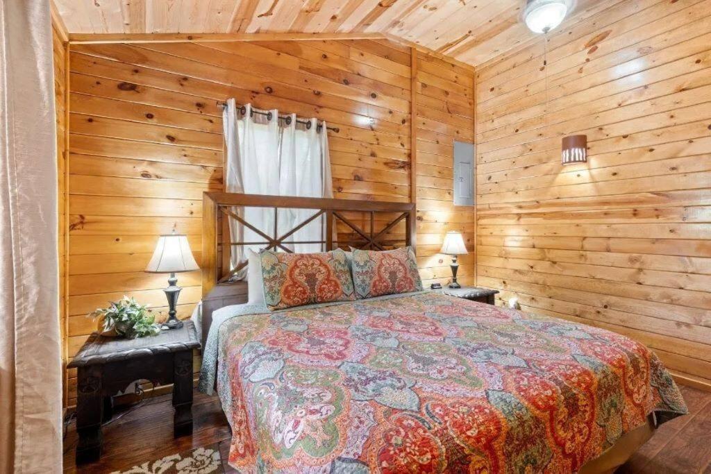 Misty Moonlight, Sleeps 4, Mountain Cabin Apartment Броукън Боу Екстериор снимка